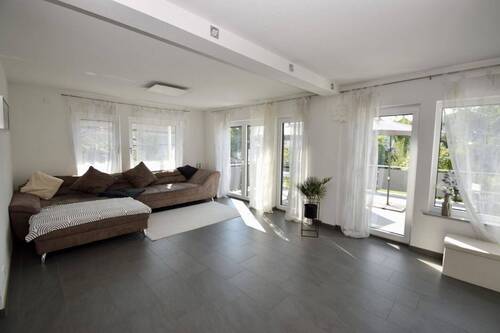 EG - Wohnzimmer Bild 1 - Einfamilienhaus mit 120,00 m² in Reinheim zum Kaufen