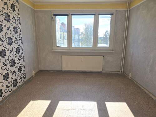 2. OG rechts Zimmer 2 - 2 Zimmer Etagenwohnung zur Miete in Burow