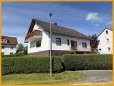 Straßenansicht - Mehrfamilienhaus, Wohnhaus mit 214,00 m&sup2; in Gilserberg zum Kaufen