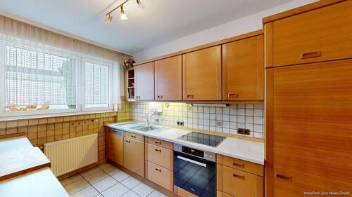 Küche mit Einbauküche - 4 Zimmer Einfamilienhaus in Hamm