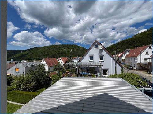 Blick über die Garagen - 