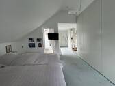 Teilansicht Schlafzimmer
- 