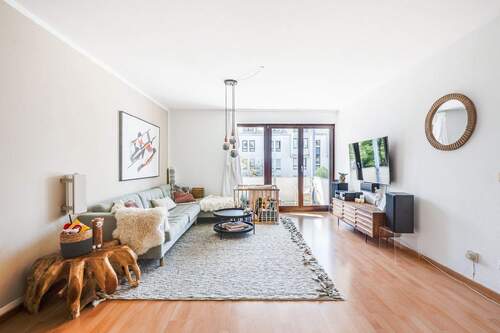 Wohnbereich - AIGNER - 3-Zimmer-Wohnung mit 2 Balkonen und optimal geschnittenem Grundriss