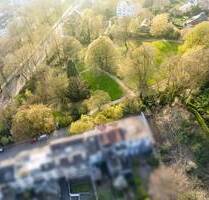 Toplage am Aachener LousbergSalvatorberg: Vermietete 2-Zi.-DG-Whg., grundsolide Bauweise