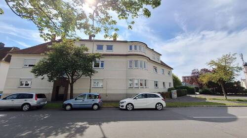 Straßenansicht - 2 Zimmer Mehrfamilienhaus, Wohnhaus in Wilhelmshaven
