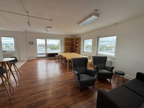 1.jpg - Bürofläche zum Wohlfühlen: mit Küche, WC und Dachterrasse