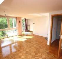 Schönes, sonniges Einfamilienhaus mit Terrasse, Einbauküche und Stellplatz in Eschwege