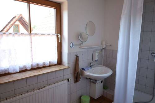 Zweites Bad mit Dusche - 