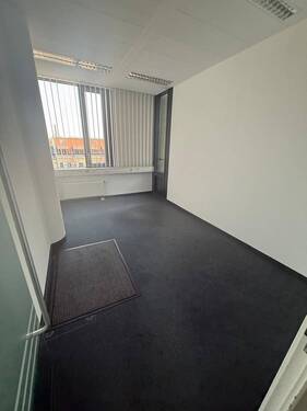 Raum - 