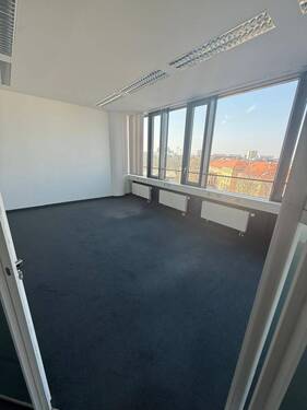 Raum - 