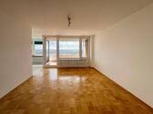 Wohnzimmer - Etagenwohnung mit 80,40 m² in Stuttgart zum Kaufen