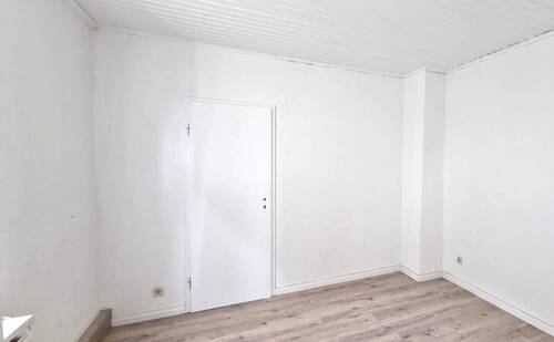 Zimmer 1 - 