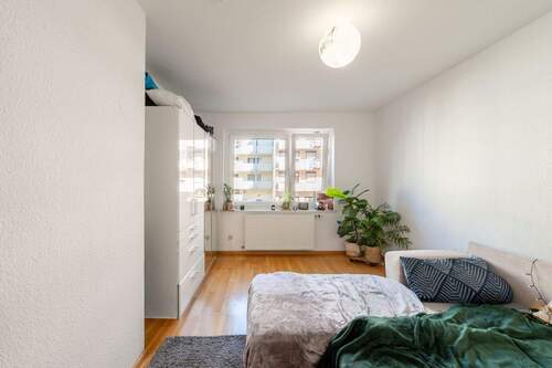 Zimmer - 2 Zimmer Etagenwohnung in München