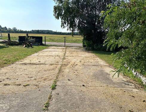 hintere Zufahrt - 