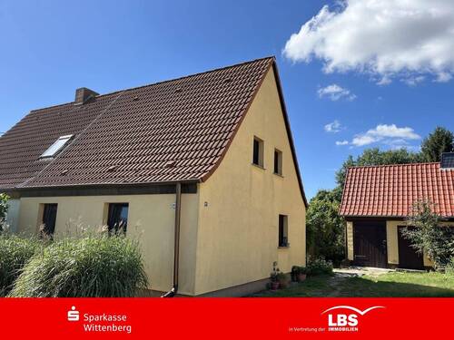 Haus Seite - Leben in Ruhe am Stadtrand - 149.000,00 EUR Kaufpreis, ca.  85,00 m² Wohnfläche