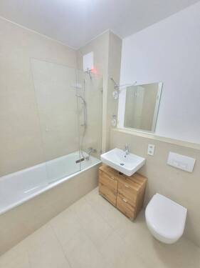 Modernes Badezimmer - Etagenwohnung mit 66,90 m² in Bamberg zur Miete