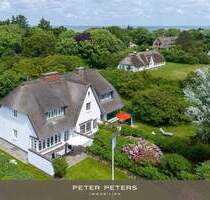 Charmantes reetgedecktes Mittelhausteil unweit der Braderuper Heide