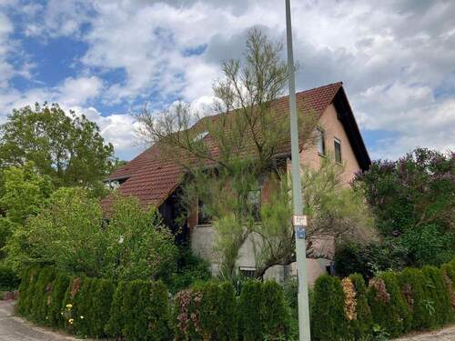 Seitenansicht rechts - Einfamilienhaus mit 152,00 m&sup2; in Weitersweiler zum Kaufen