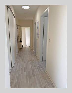 Flur - 3 Zimmer Etagenwohnung zur Miete in Lüdenscheid
