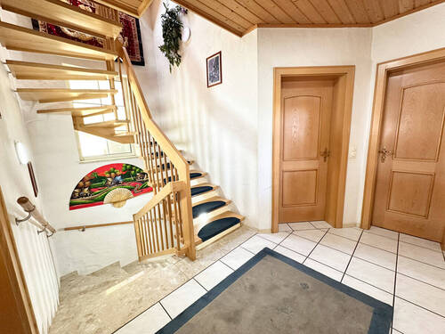 Treppe zum DG - 
