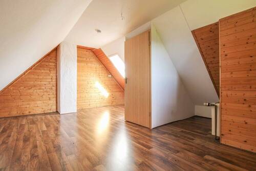 Spitzboden - 