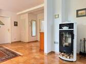 Wohnbereich mit Blick zum Kaminofen - 