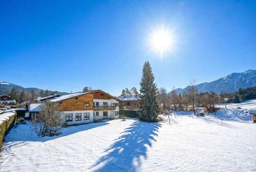 Grundstück Richtung Süden - Charmantes Landhaus mit vielfältigen Nutzungsmöglichkeiten