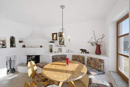 Essbereich direkt am Kamin - 