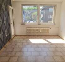 4-Zimmer-Wohnung im 2. OG mit Balkon zu vermieten! - Duisburg Marxloh