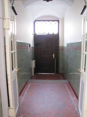 Hauseingang - 2 Zimmer Etagenwohnung zur Miete in Fürth