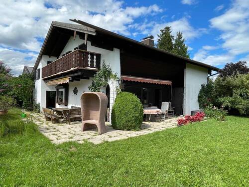 Außenansicht - Charmantes Einfamilienhaus mit traumhafen Blick in die unverbaute Natur