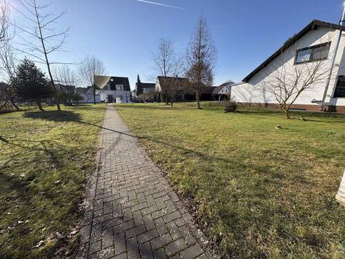 Garten - Einfamilienhaus mit 191,00 m&sup2; in Barntrup zum Kaufen