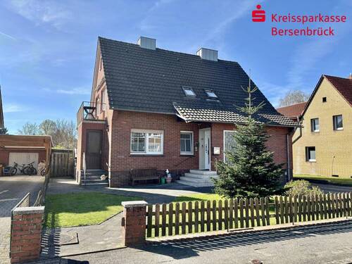 Straßenansicht - Ein-Zweifamilienhaus in ruhiger Lage in Quakenbrück