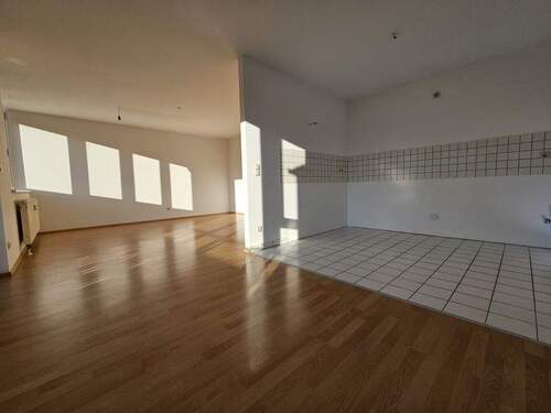 Wohnen / Küche - Etagenwohnung mit 63,30 m&sup2; in Erlangen zum Kaufen