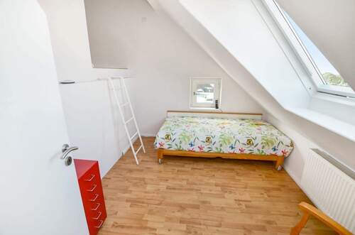 Kinderzimmer / Büro - 