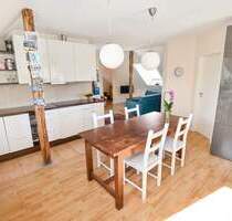 Stilvolle Dachgeschosswohnung über den Dächern von Brackwede! - Bielefeld