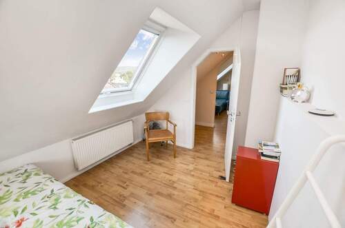 Kinderzimmer / Büro - 