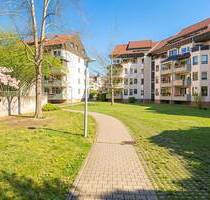 Bezugsfrei: Sonnige Wohnung mit separater Küche und Balkon in KN-Paradies - Konstanz