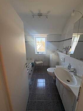 52be5124-9a3d-4d24-9a93-d0d6d530f35b - 