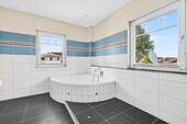 Badezimmer 1 (OG) - 
