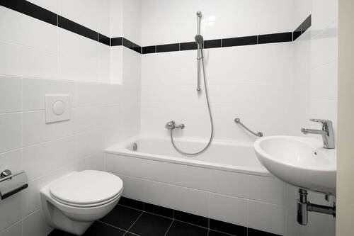 Bad - 2 Zimmer Etagenwohnung in Leipzig