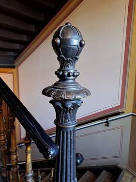 Detail Treppe - Mehrfamilienhaus, Wohnhaus in Leipzig zum Kaufen