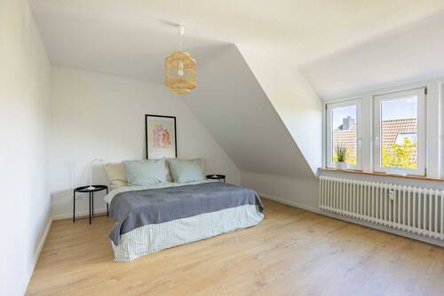 Großes Schlafzimmer - Etagenwohnung mit 73,20 m&sup2; in Bremen zum Kaufen