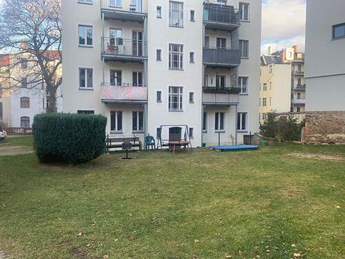 Hinterhaus Rückansicht - 