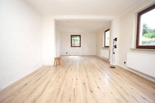 Wohn- und Essbereich EG - 