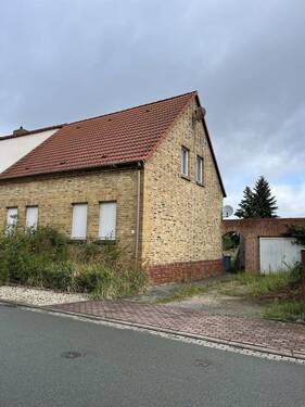 Haus Seite - 4 Zimmer Doppelhaushälfte zum Kaufen in Muldestausee