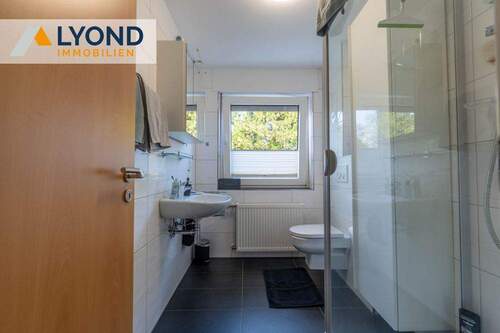 LYD 4617 - 17 Badezimmer OG - 