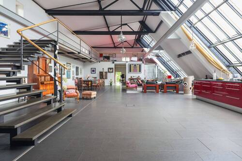 Loft - Einzigartiges Haus mit Loft-Charakter und sehr viel Platz zum entfalten!