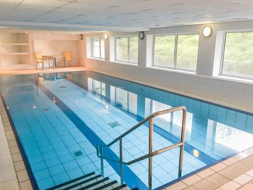 Schwimmbad im Haus - 