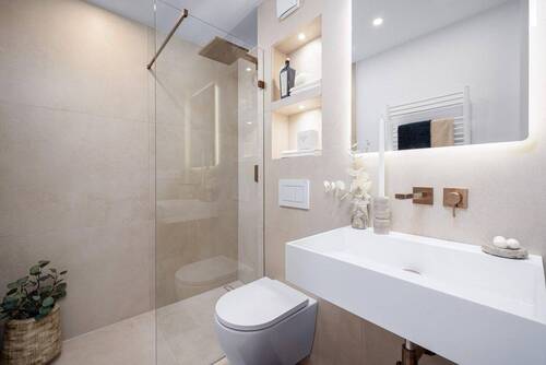 Bad - 2 Zimmer Etagenwohnung in München